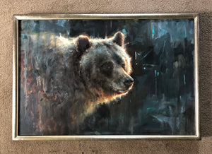 Backlite Grizzly portrait